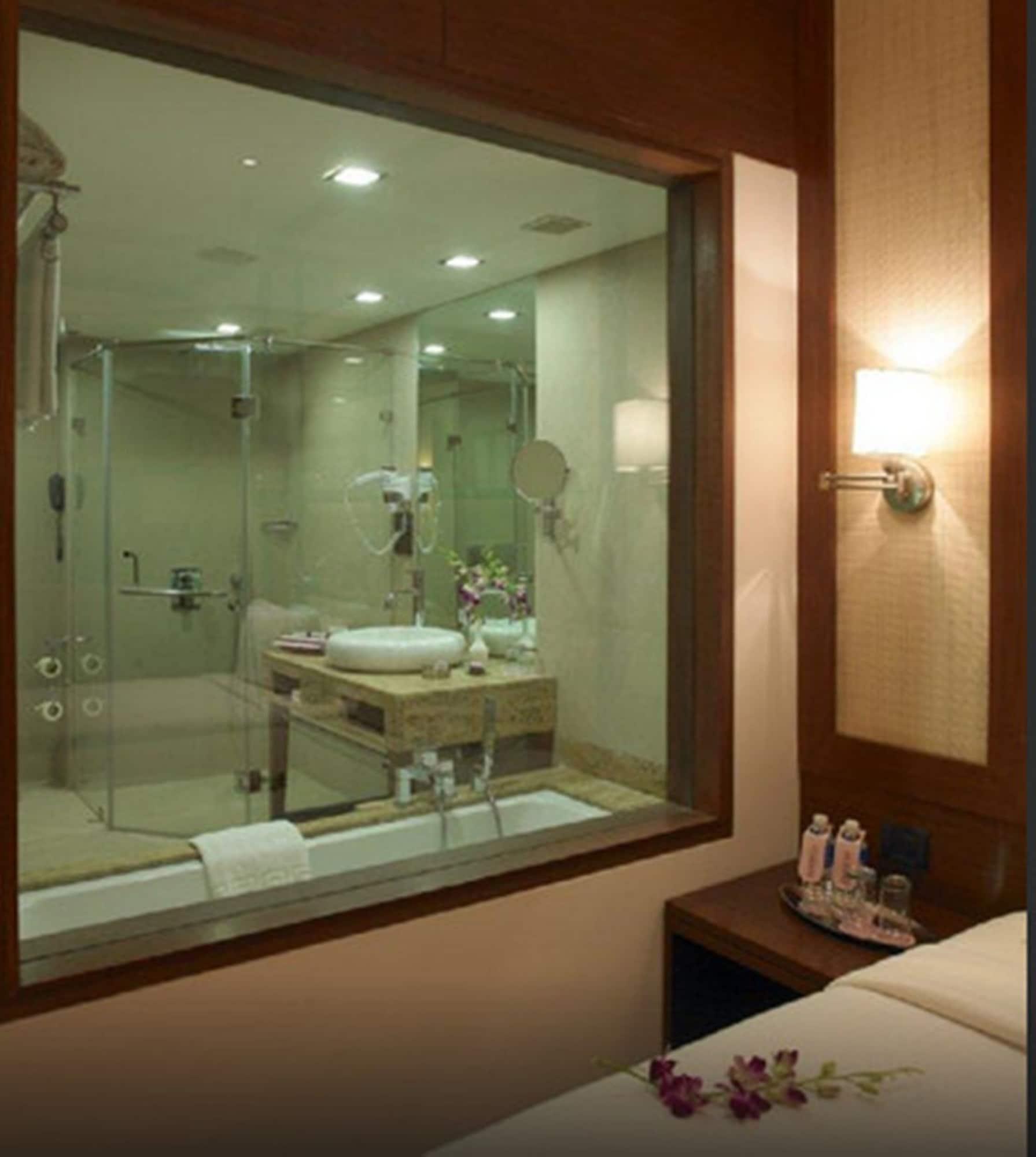 Royal Orchid Resort & Convention Centre, Yelahanka Bangalore Kamer foto