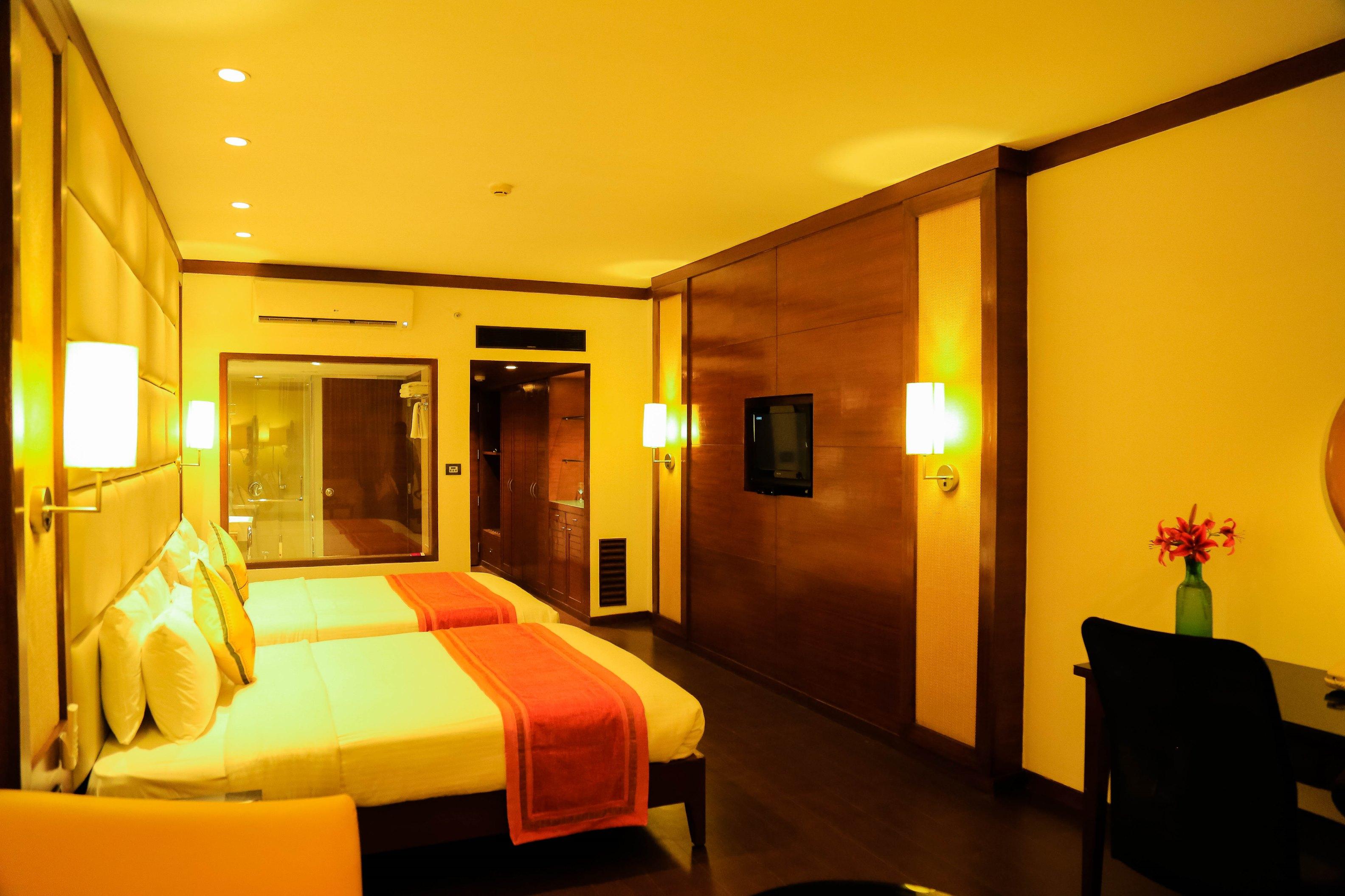Royal Orchid Resort & Convention Centre, Yelahanka Bangalore Buitenkant foto