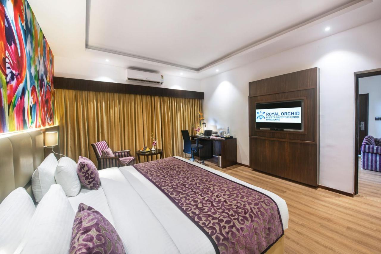 Royal Orchid Resort & Convention Centre, Yelahanka Bangalore Buitenkant foto