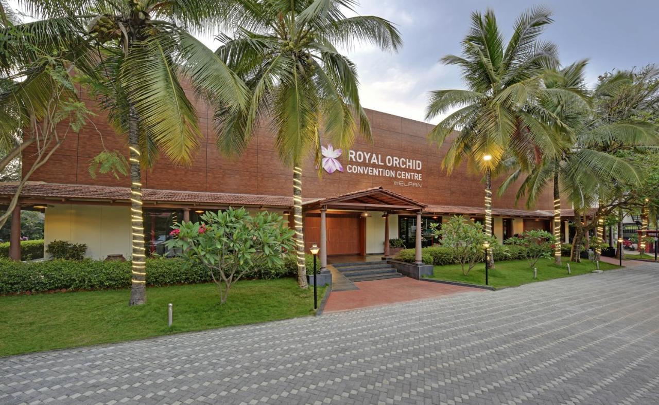 Royal Orchid Resort & Convention Centre, Yelahanka Bangalore Buitenkant foto